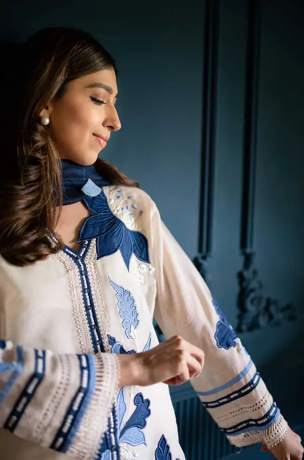 NADIA FAROOQI - 3PC DHANAK EMBROIDERED SHIRT WITH CHIFFON DUPATTA-187